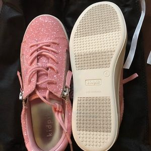 Glitter zipper sneaker light pink